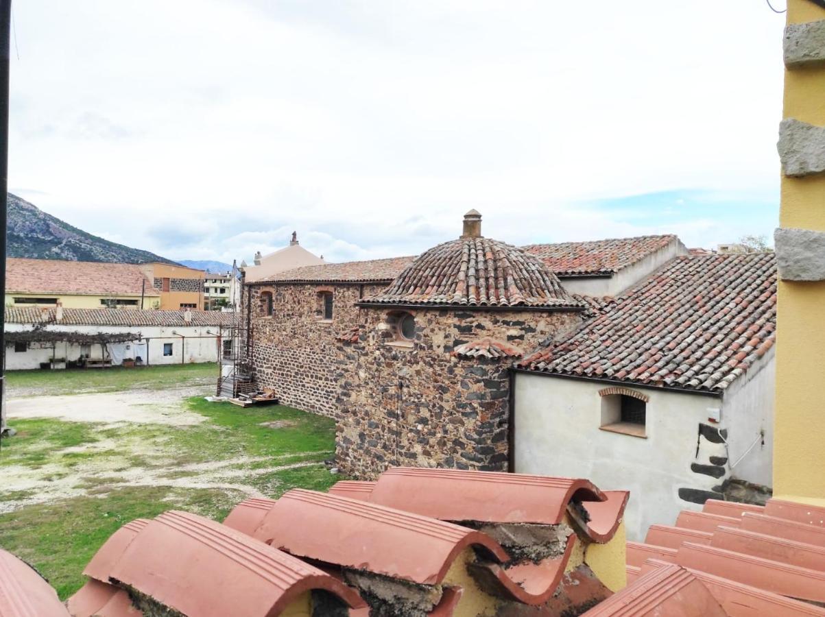 Casa Lupino Appartement Orosei Buitenkant foto