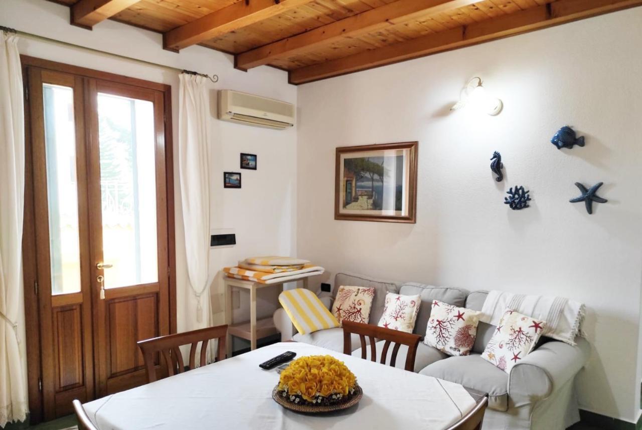 Casa Lupino Appartement Orosei Buitenkant foto